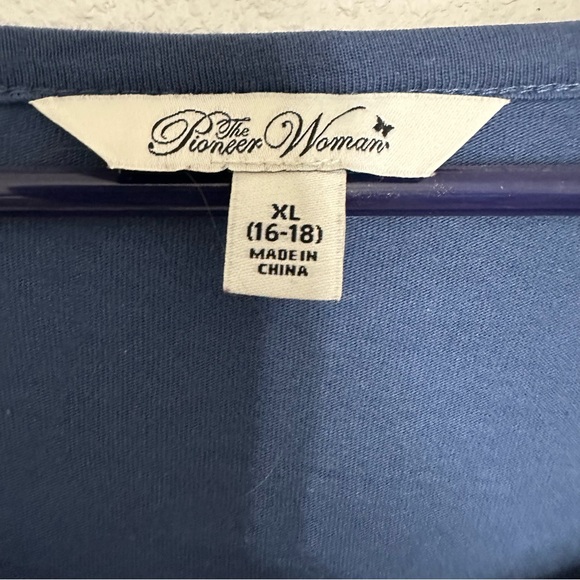 Bundle of 2 Women’s Long Sleeve Lace Arm Tops in Blue and Black Size XL - Picture 6 of 13